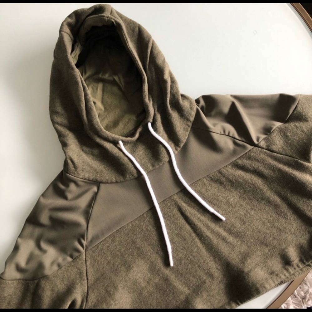 Gymshark Cropped Hoodie